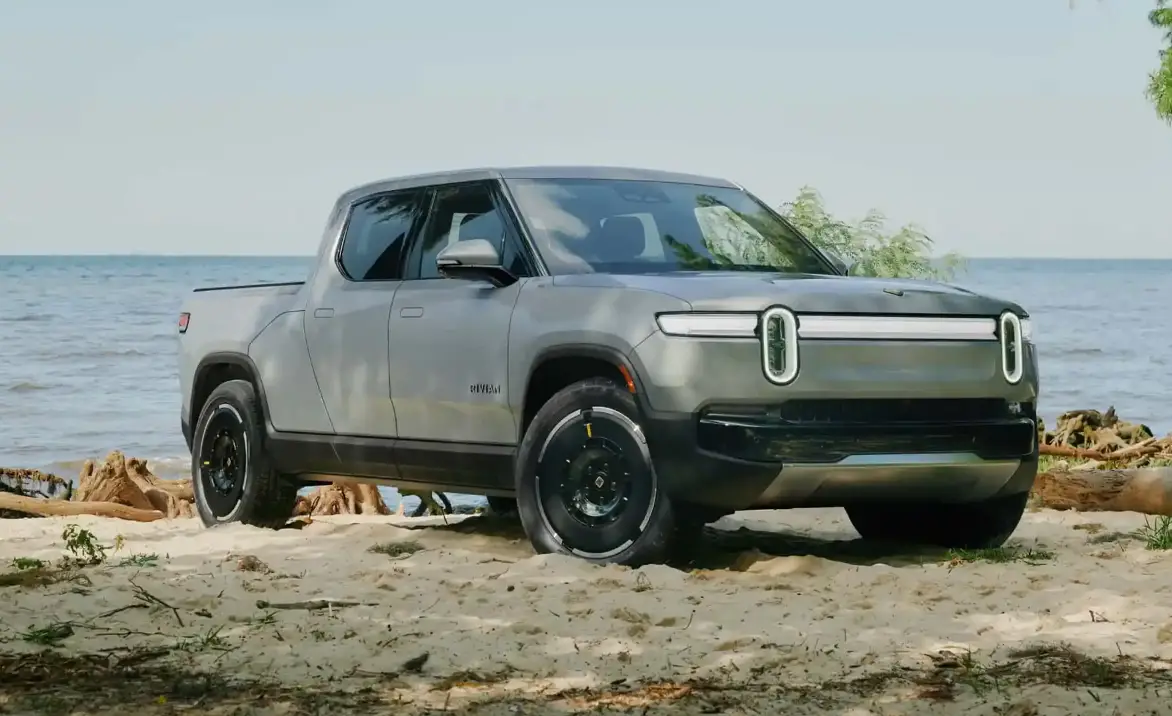 American EVs brand RIVIAN releases new R1S and R1T